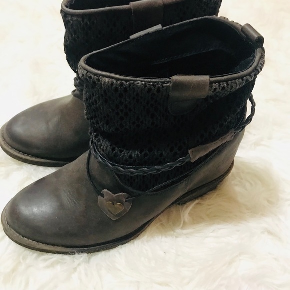 Coolway Leather Short Boots - Picture 3 of 11